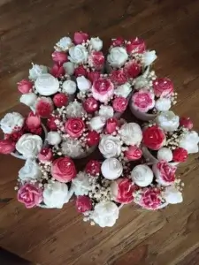 Bouquets de bougies en fleurs cire naturelle.